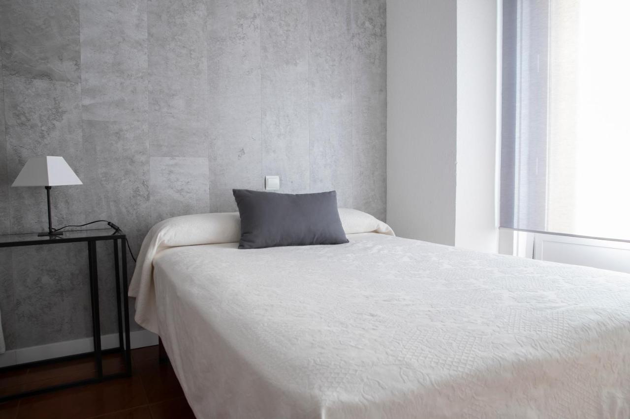 Hostal Tokio Madrid Exteriör bild