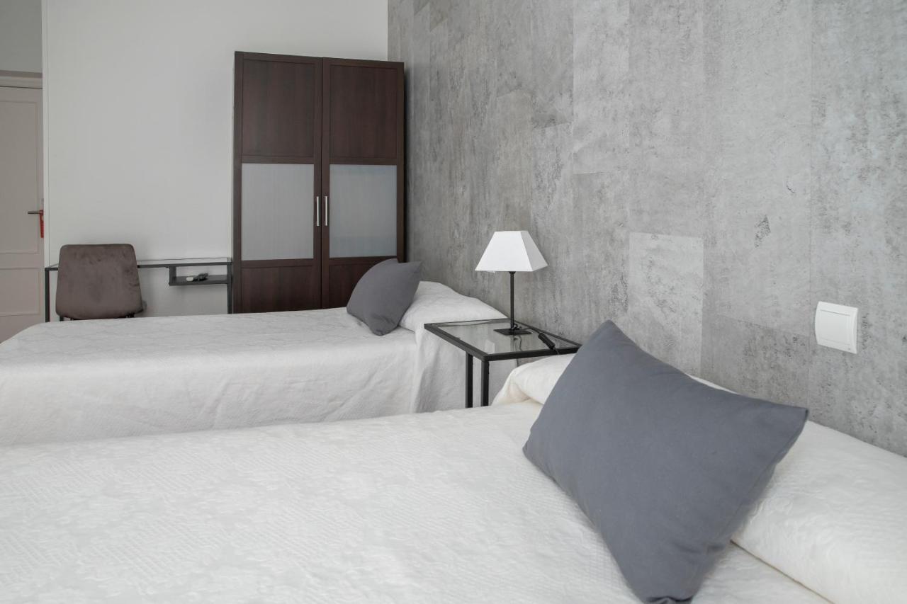Hostal Tokio Madrid Exteriör bild